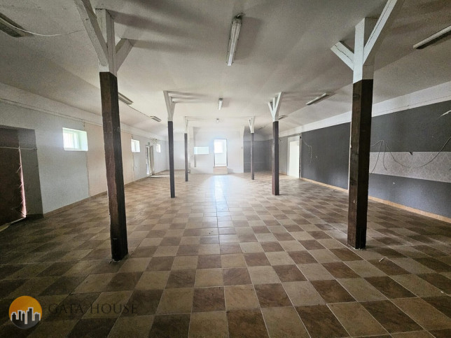 Commercial space Sale Lipsko Spacerowa 17