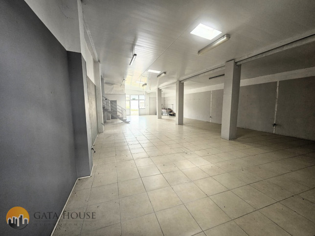 Commercial space Sale Lipsko Spacerowa 18