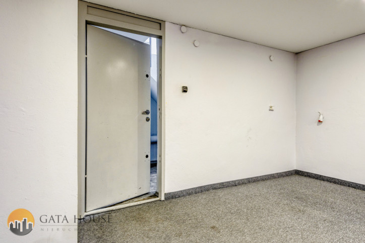 Commercial space Sale Legionowo Władysława Reymonta 16